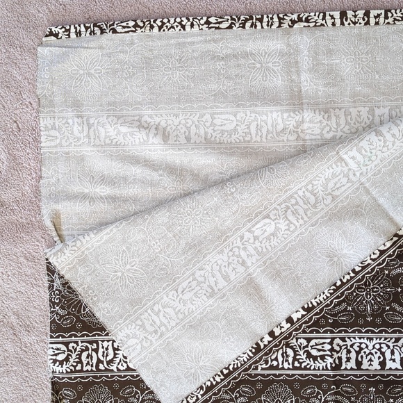 House 'N Home Fabrics & Draperies Vertical Stripes with Pattern Fabric - Picture 3 of 13